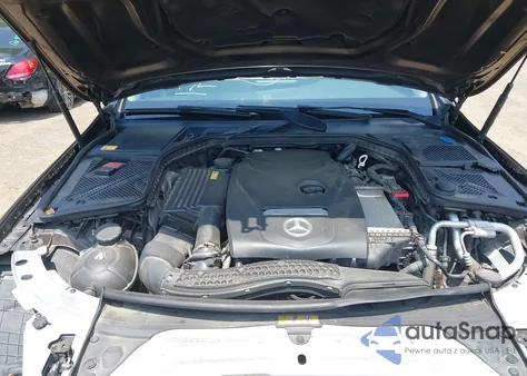 2015 Mercedes-Benz C 300 4Matic/Luxury 4Matic/Sport 4Matic from USA, damaged, VIN 55SWF4KB3FU018872